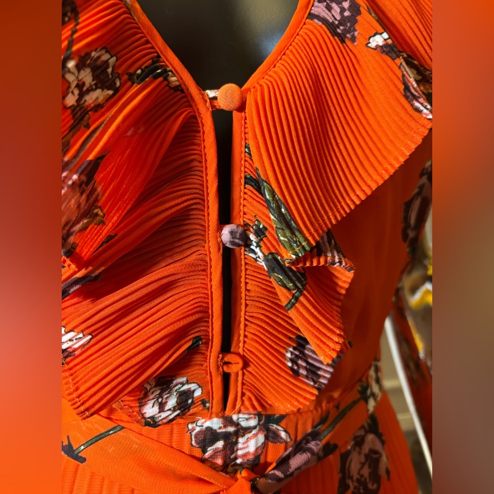 NWOT Lulus Loved By You Red Orange Floral Print Pleated Chiffon Maxi Dress - Picture 10 of 10